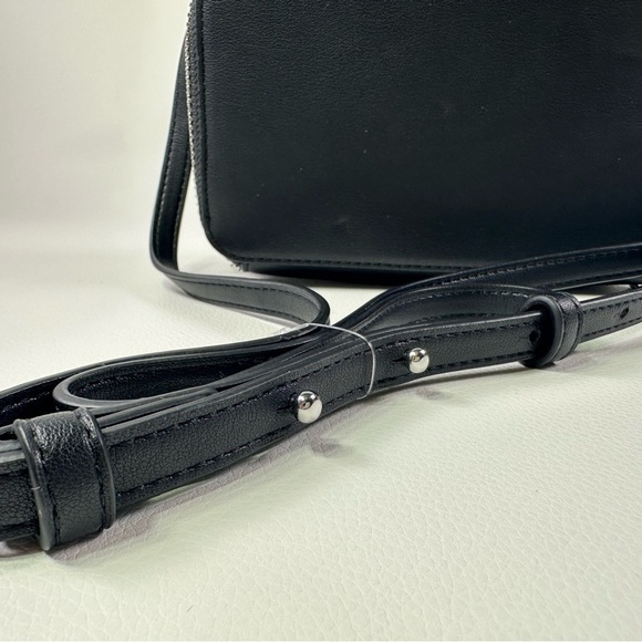 Women’s NEW DKNY Carter Logo Camera Crossbody Bag - Picture 5 of 12